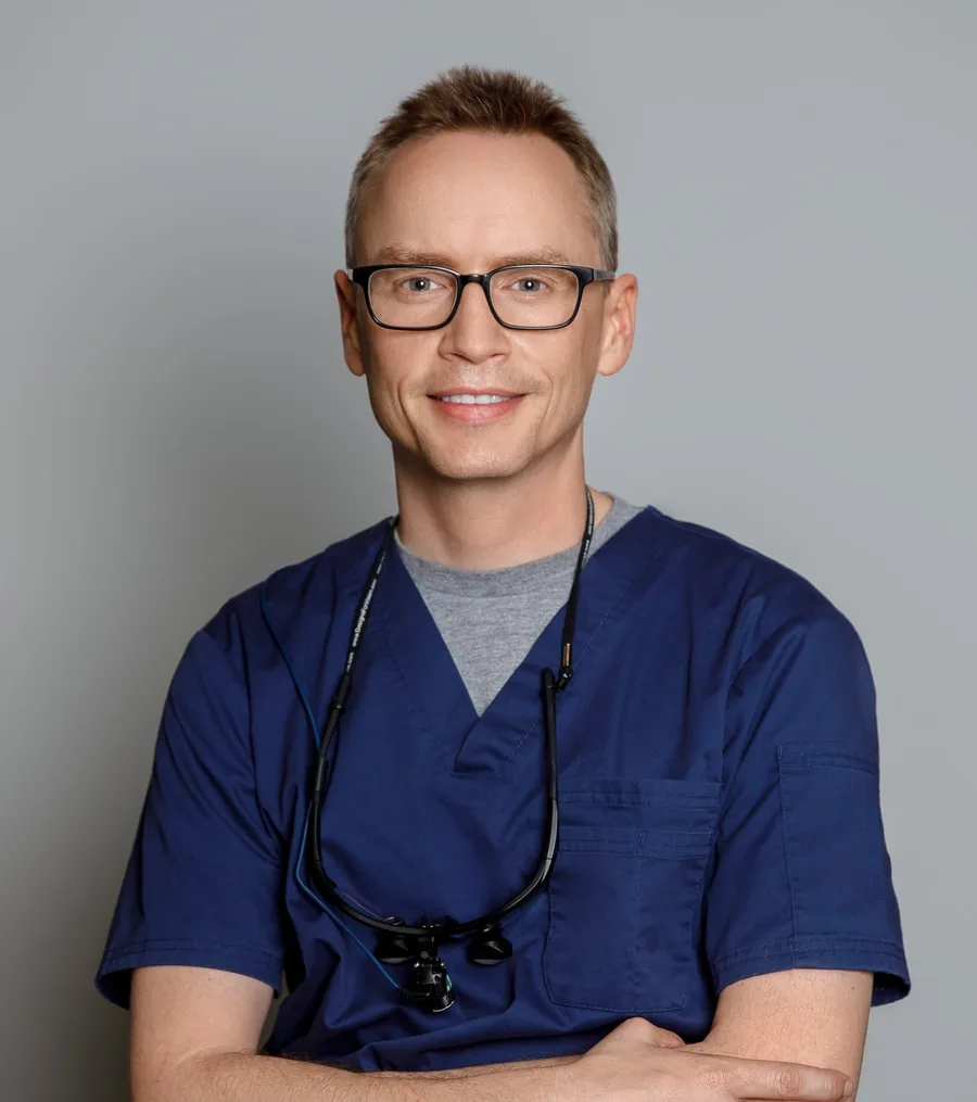 Portrait of Dr. David Weinstein